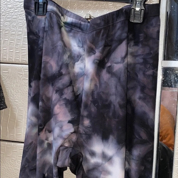 SWS tie dye Patterned Leggings XL - Picture 9 of 13